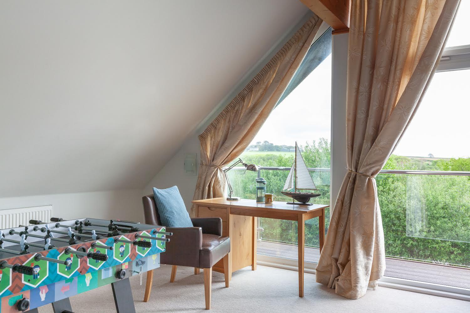 Kingfisher Hot Tub & Log Burner House On Premium Lakeside With Resort Facilities St Columb Major Zewnętrze zdjęcie